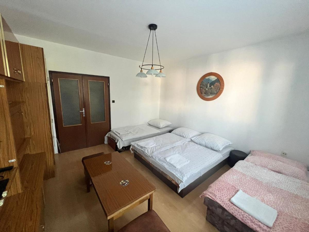 Апартаменти Apartman Solid, Братислава Екстер'єр фото